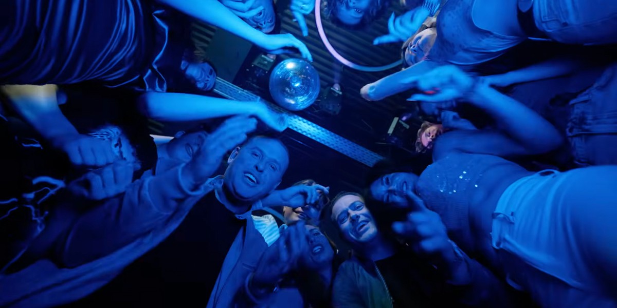 John West & Lange Frans - 'Alles wat ik zoek'